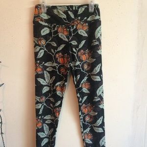 LuLaRoe Leggings One Size (OS) Pumpkins Fall